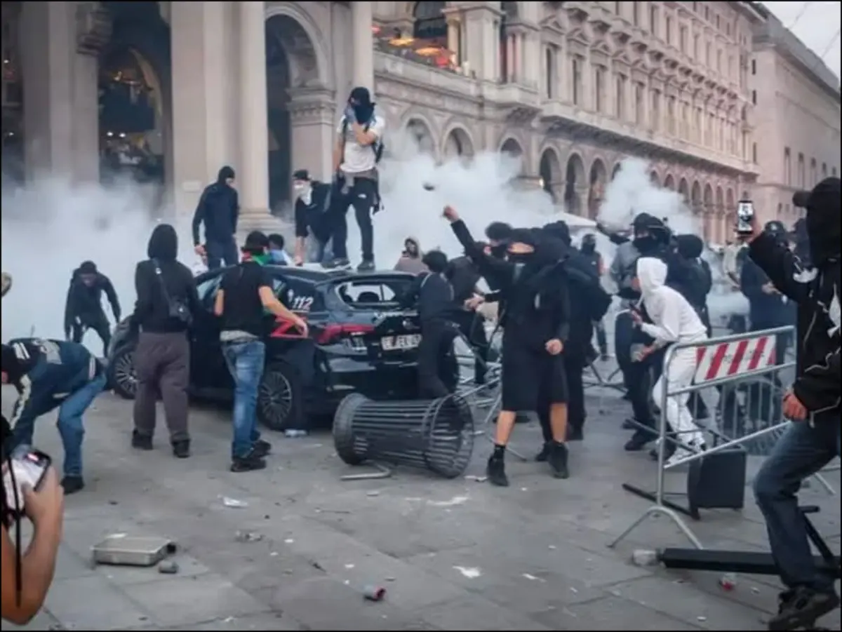Guerriglia urbana in Piazza Duomo 17.10.2026