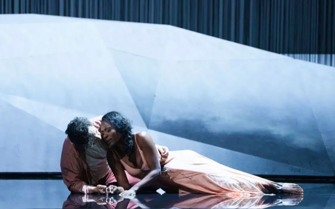 “Roméo et Juliette” alla Monnaie di Bruxelles: la tragedia degli amanti in una lettura fluida e intensa